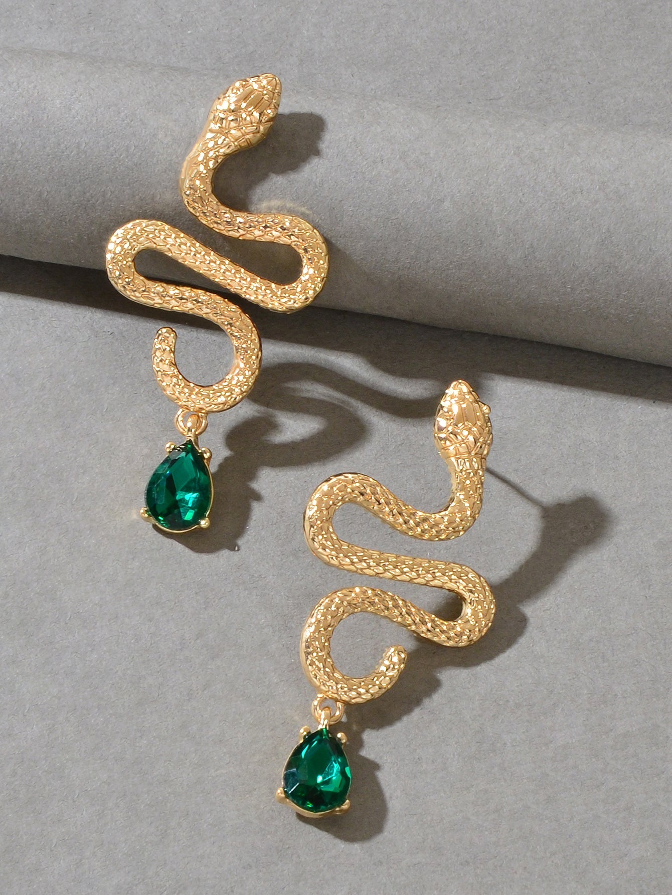 Snake Drop Earrings Dangle Big Green Rhinestone Emerald Charm Stud Punk Jewelry-2
