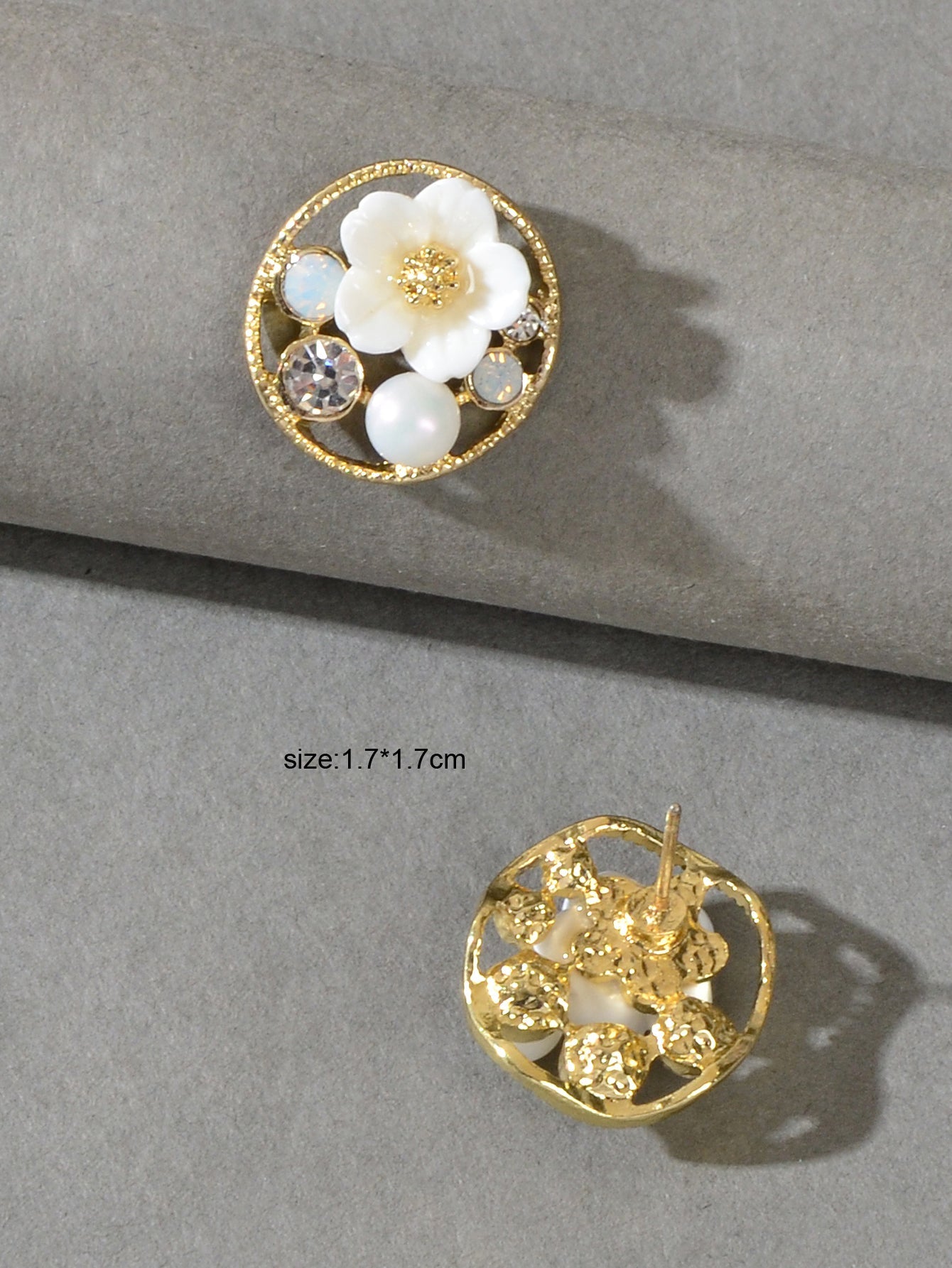 Elegant White Flower Rhinestone Decoration Hollow Round Pierced Stud Earrings