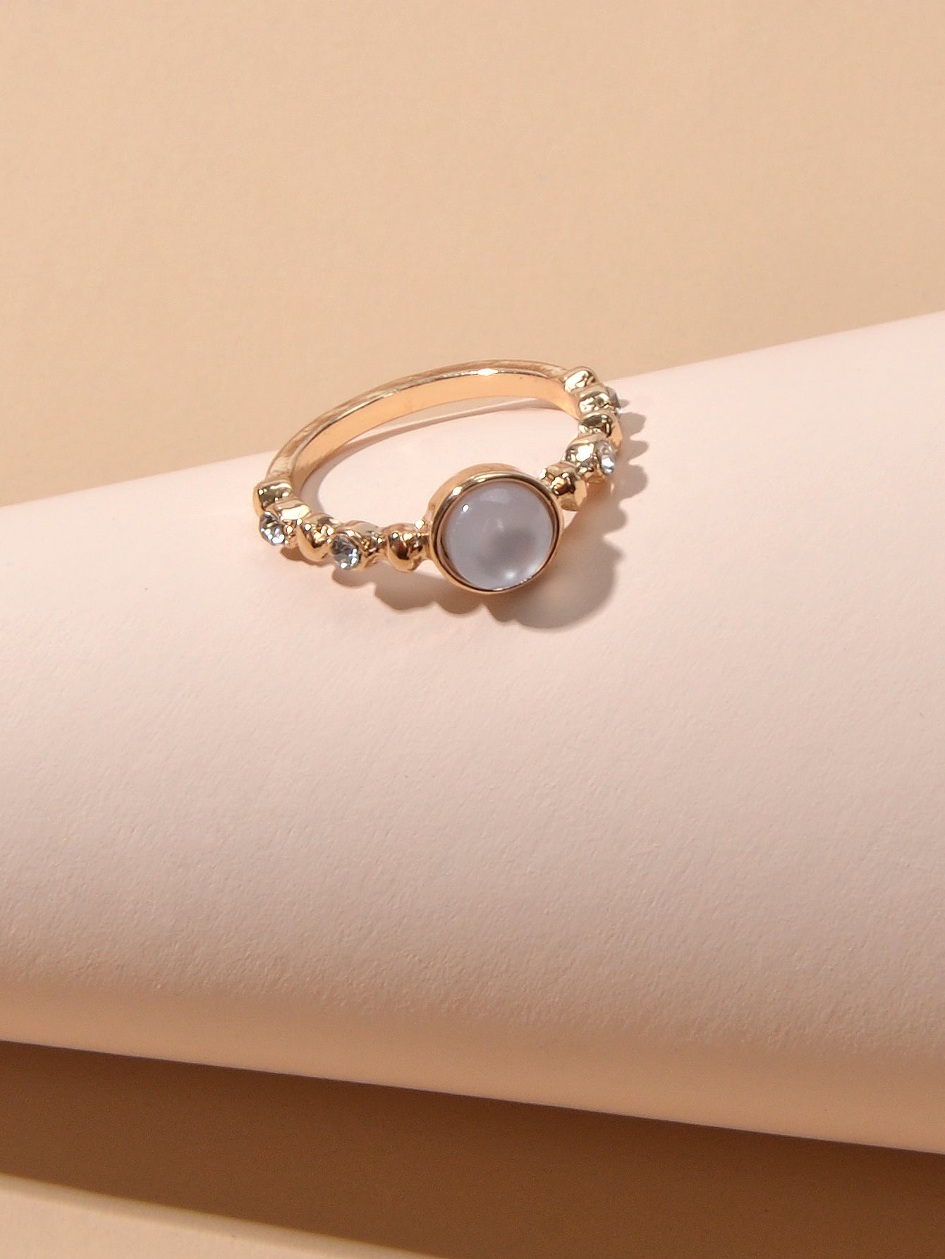 Textured Jewelry Rhinestone Opal Gold Finger Ring Luxurious Popular Accessories-3