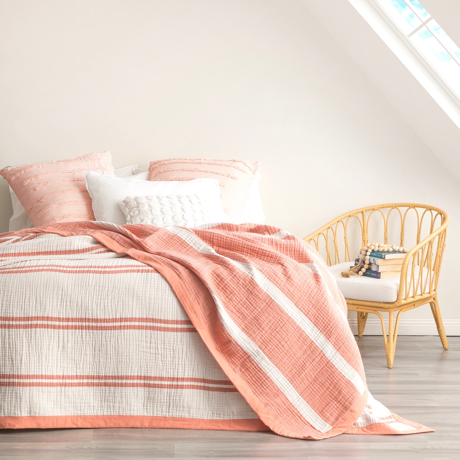 NNEDSZ Brighton Washed Cotton Yarn Dyed Textured Mystic Blanket by Renee Taylor Queen/King-0