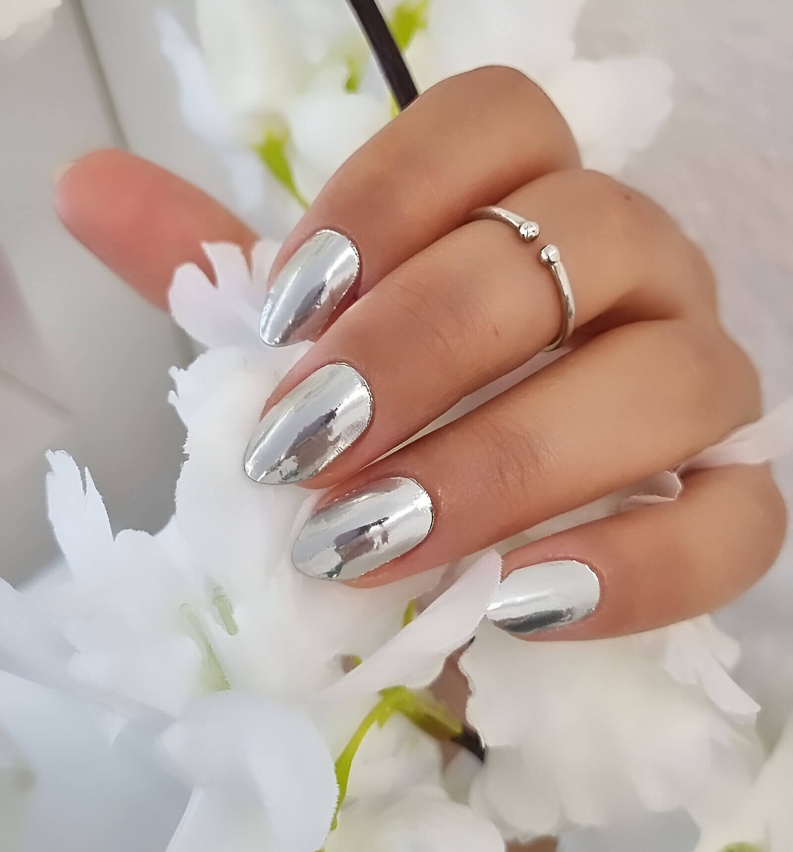 Láminas de Gel - Silver Sheen - Nooves Nails